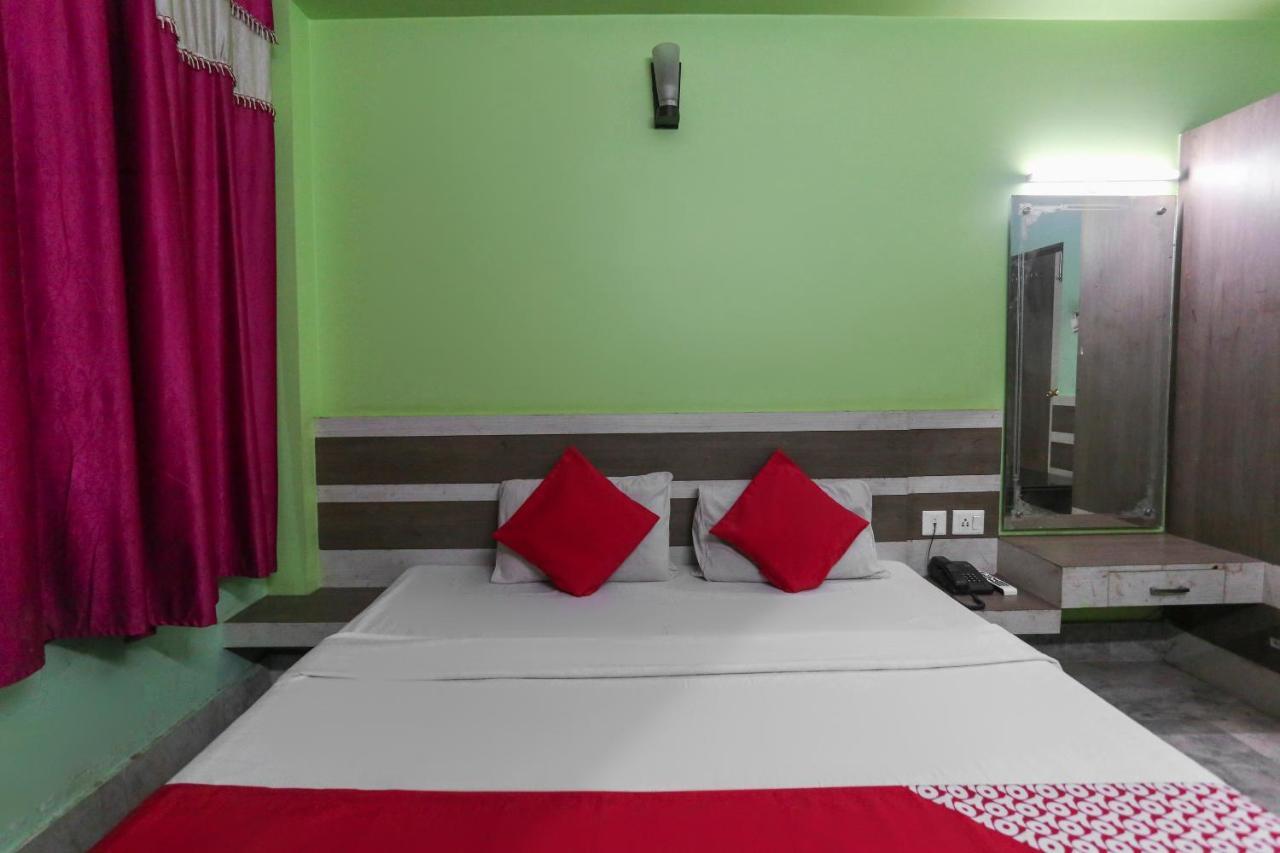 Rampurhat Oyo 60609 Hotel Tanushree מראה חיצוני תמונה