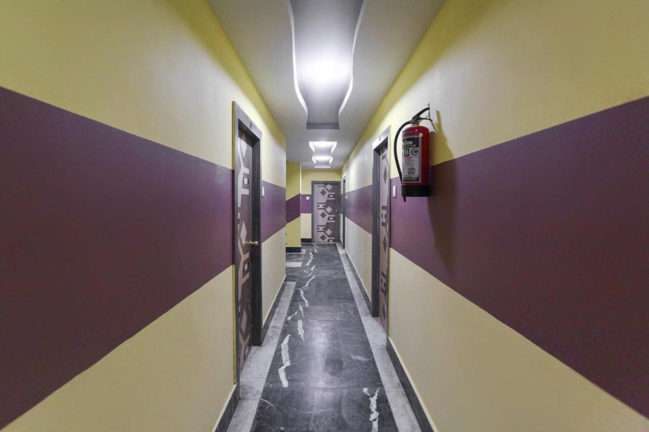 Rampurhat Oyo 60609 Hotel Tanushree מראה חיצוני תמונה