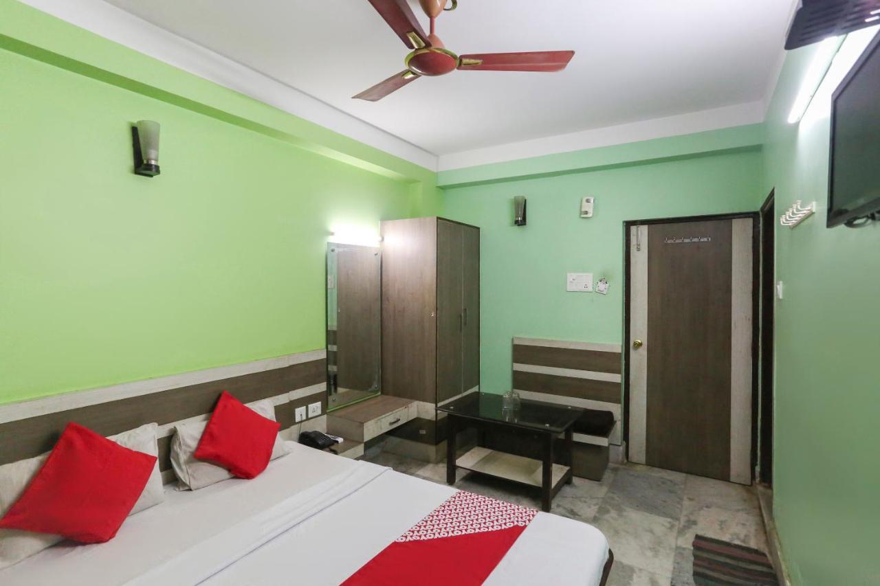 Rampurhat Oyo 60609 Hotel Tanushree מראה חיצוני תמונה