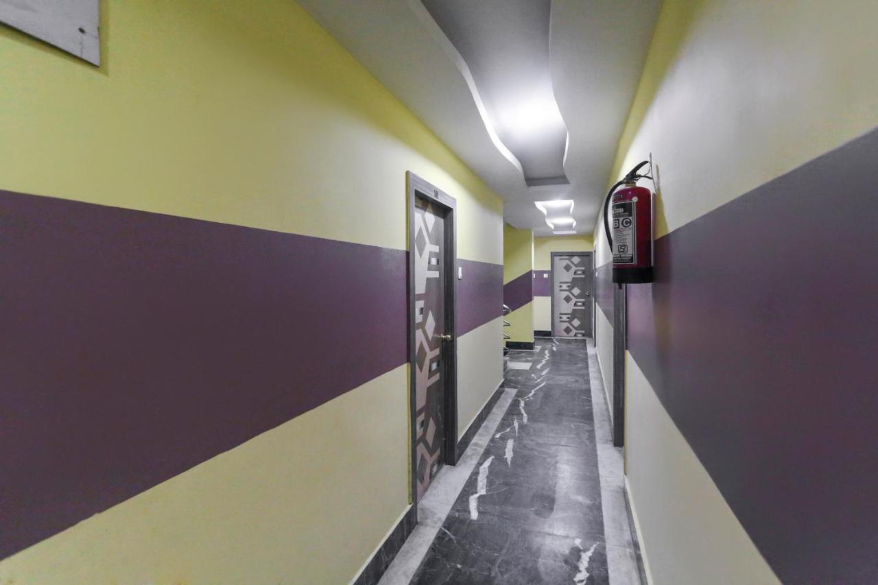 Rampurhat Oyo 60609 Hotel Tanushree מראה חיצוני תמונה