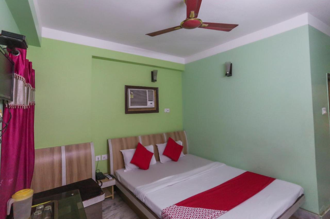 Rampurhat Oyo 60609 Hotel Tanushree מראה חיצוני תמונה